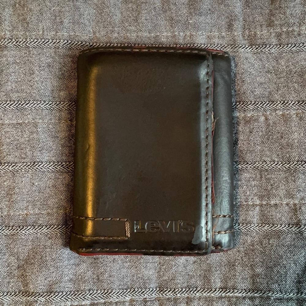 Levi’s Trifold Wallet